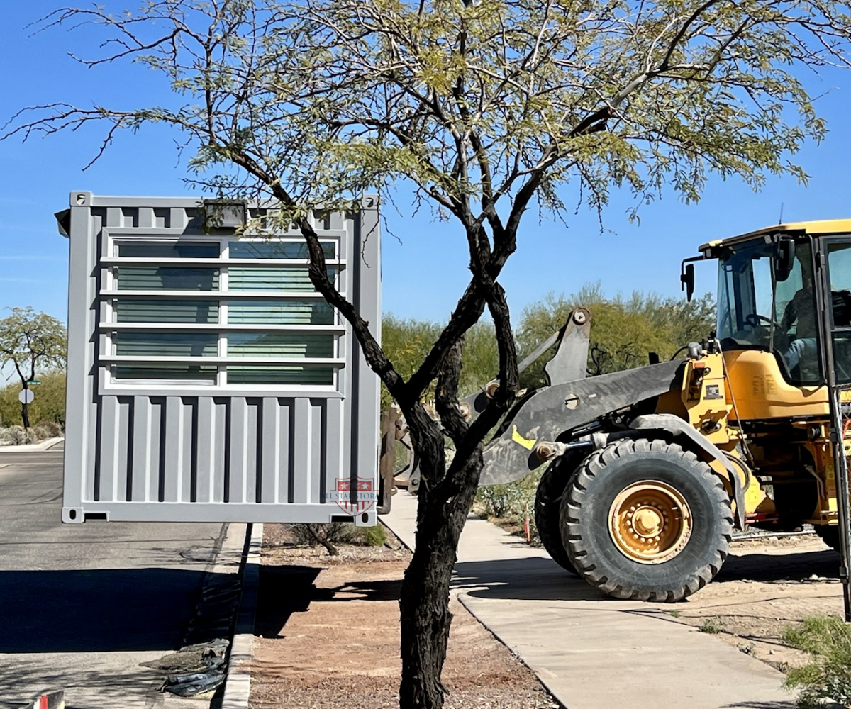 20ft Shipping Container Delivery with Forklift