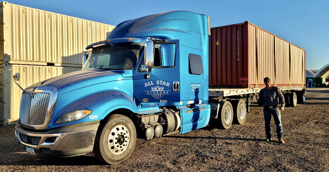 40ft One Trip Shipping Container with Blue Semi and Trailer for Delivry